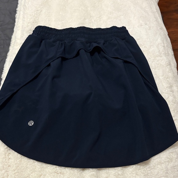 Lululemon Athletica Dark Blue Mini Skirt - Picture 2 of 3